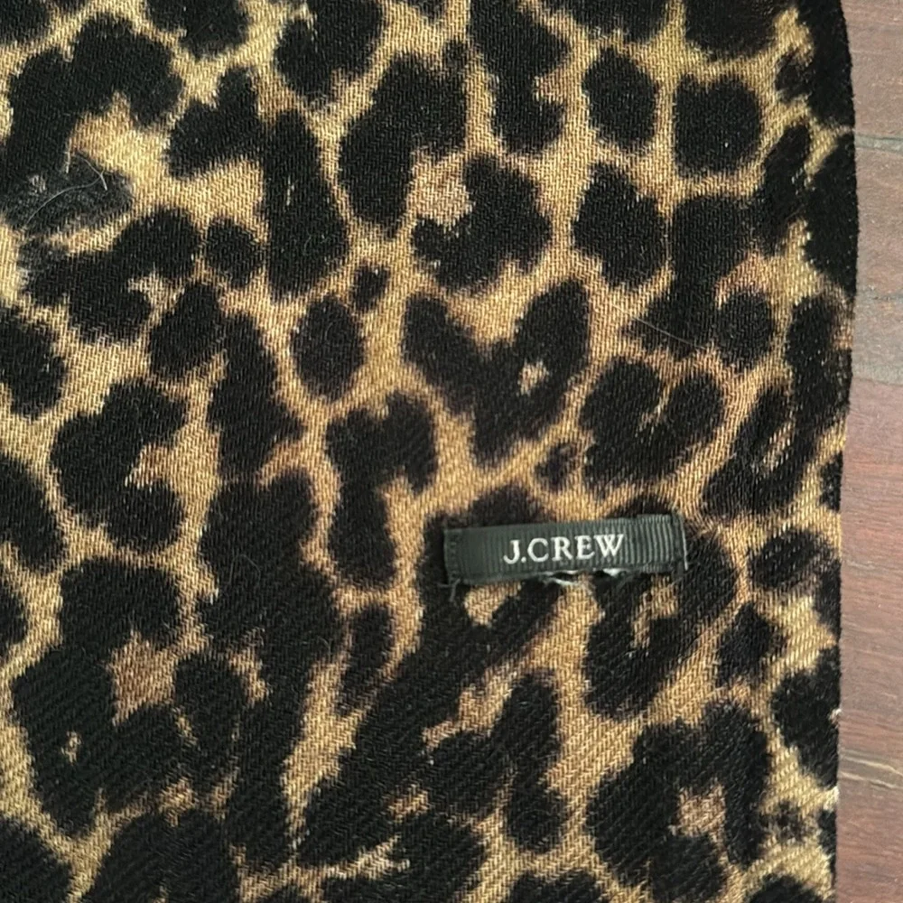 J. Crew Light Weight Wool Leopard Print Scarf - Picture 4 of 4